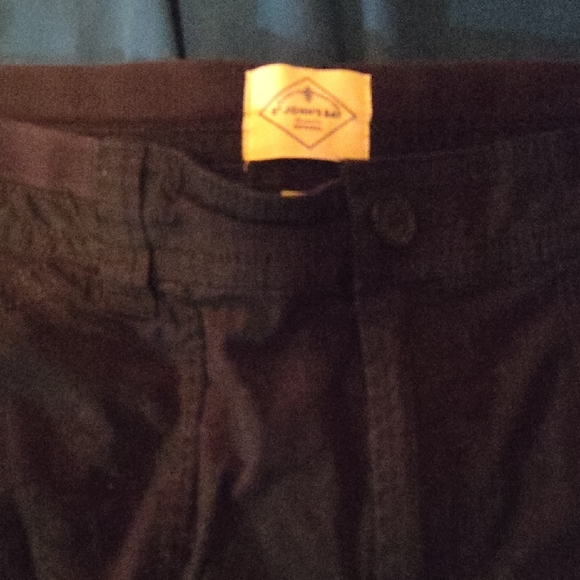 Women's Casual Brown Cargo Shorts - Picture 2 of 4